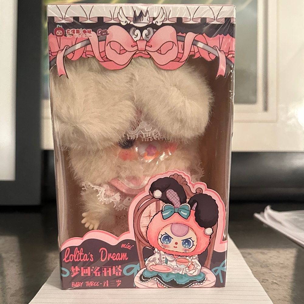 BB3 Lolita’s dream cranberry special eyes brand new